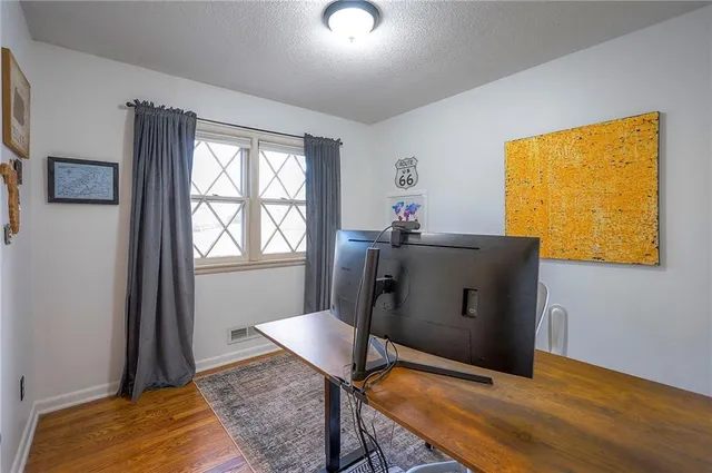 $279,000 | 508 East 109th Terrace, Kansas City, MO 64131