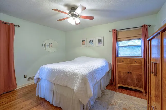 $279,000 | 508 East 109th Terrace, Kansas City, MO 64131