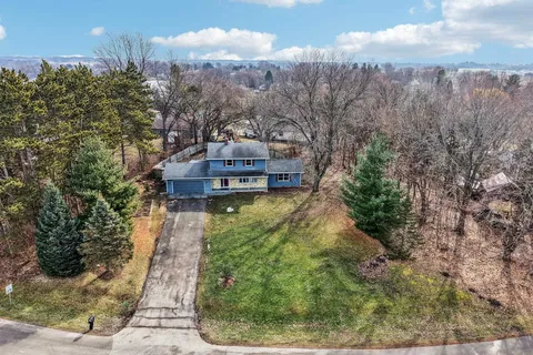 $465,000 | 1764 Oakview Drive, Stoughton, WI 53589