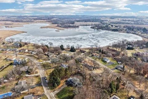 $465,000 | 1764 Oakview Drive, Stoughton, WI 53589