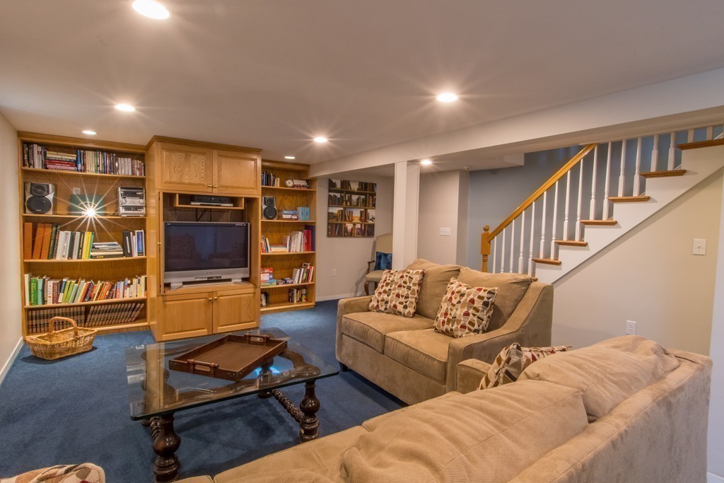 111 Oak Street Needham, MA 02492 - Photo 19 of 25 Gallery Image 19
