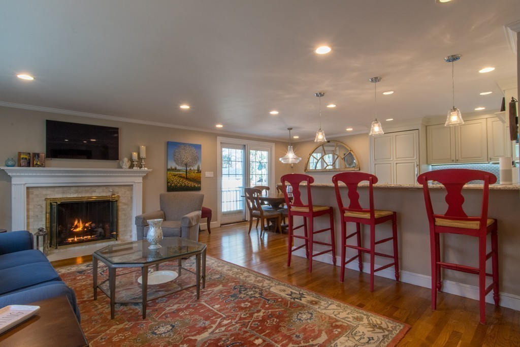 111 Oak Street Needham, MA 02492 - Photo 5 of 25 Gallery Image 5