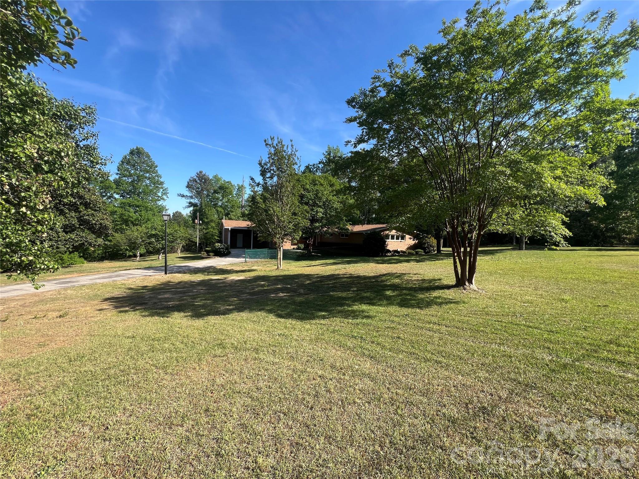 280 Raintree Road Great Falls, SC 29055 - Photo 15 of 40