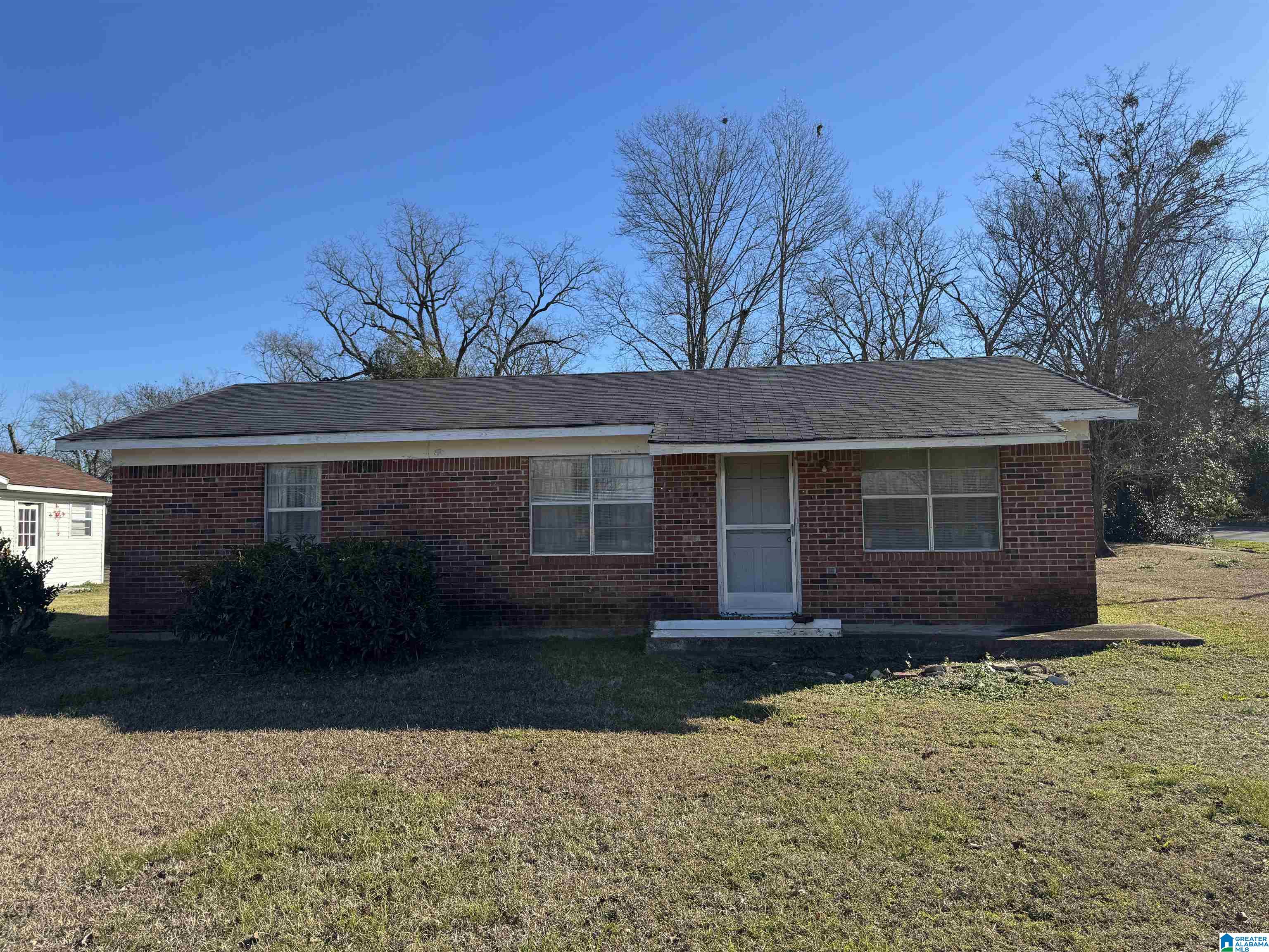 307 South Desounettes Avenue Demopolis, AL 36732 - Photo 1 of 4