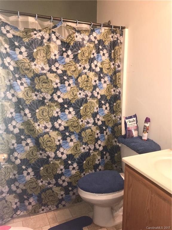 1215 Helms Road Charlotte, NC 28214 - Photo 6 of 10 Gallery Image 6