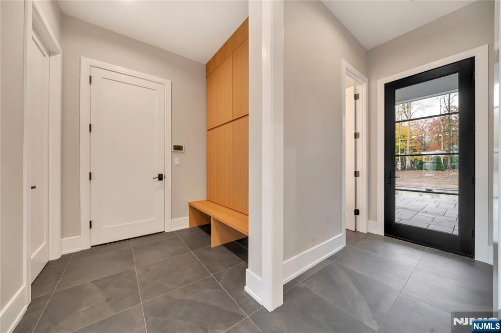 44 Orchard Road Demarest, NJ 07627 - Photo 14 of 50