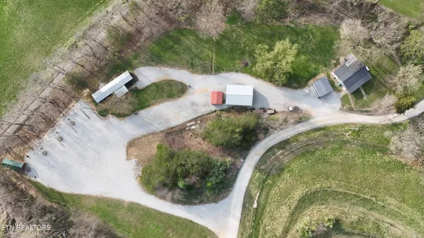 $590,000 | 1176-1186 Shea Road, Huntsville, TN 37756