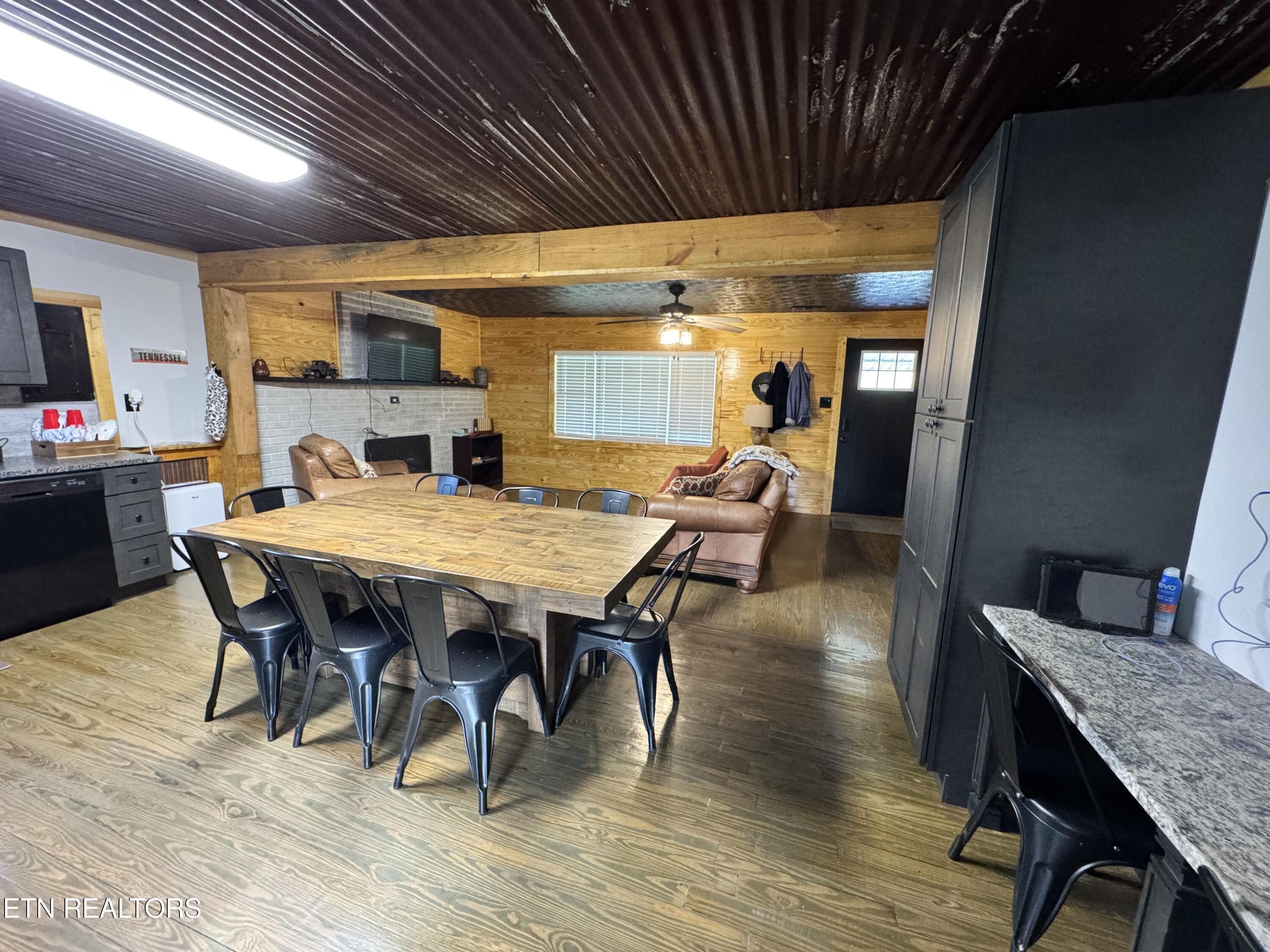 1176-1186 Shea Road Huntsville, TN 37756 - Photo 15 of 60 IMG_3177