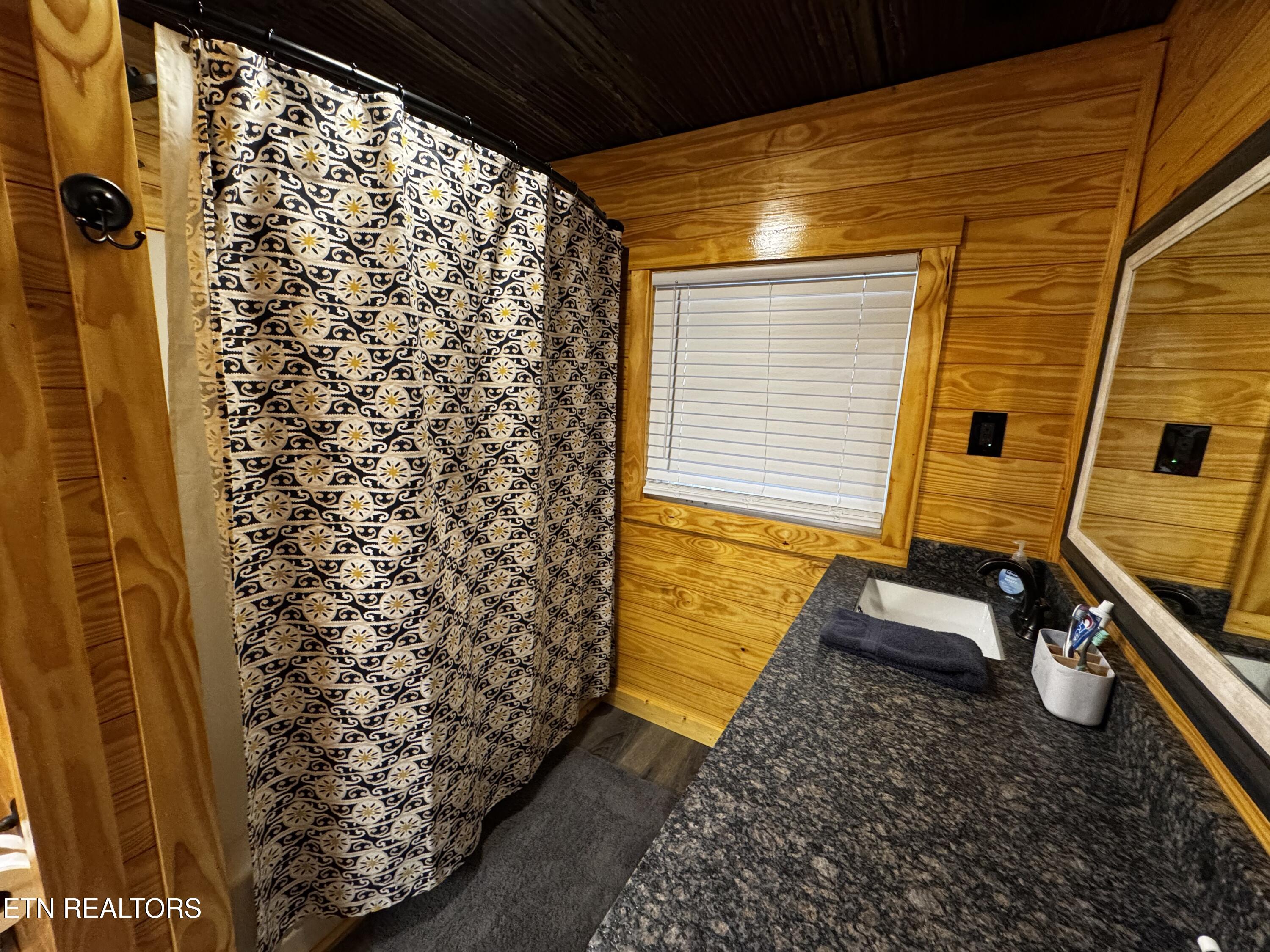 1176-1186 Shea Road Huntsville, TN 37756 - Photo 27 of 60 IMG_3194