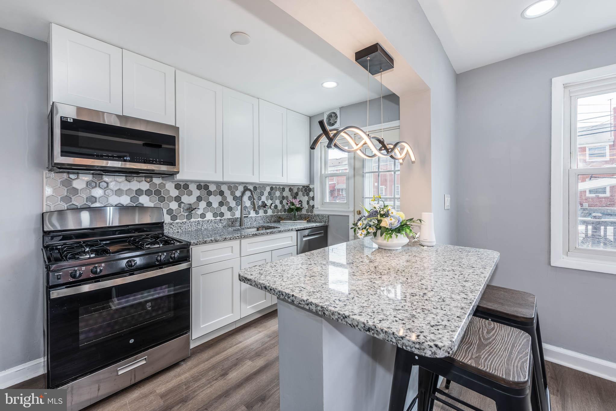 813 Middlesex Road Baltimore, MD 21221 - Photo 11 of 34