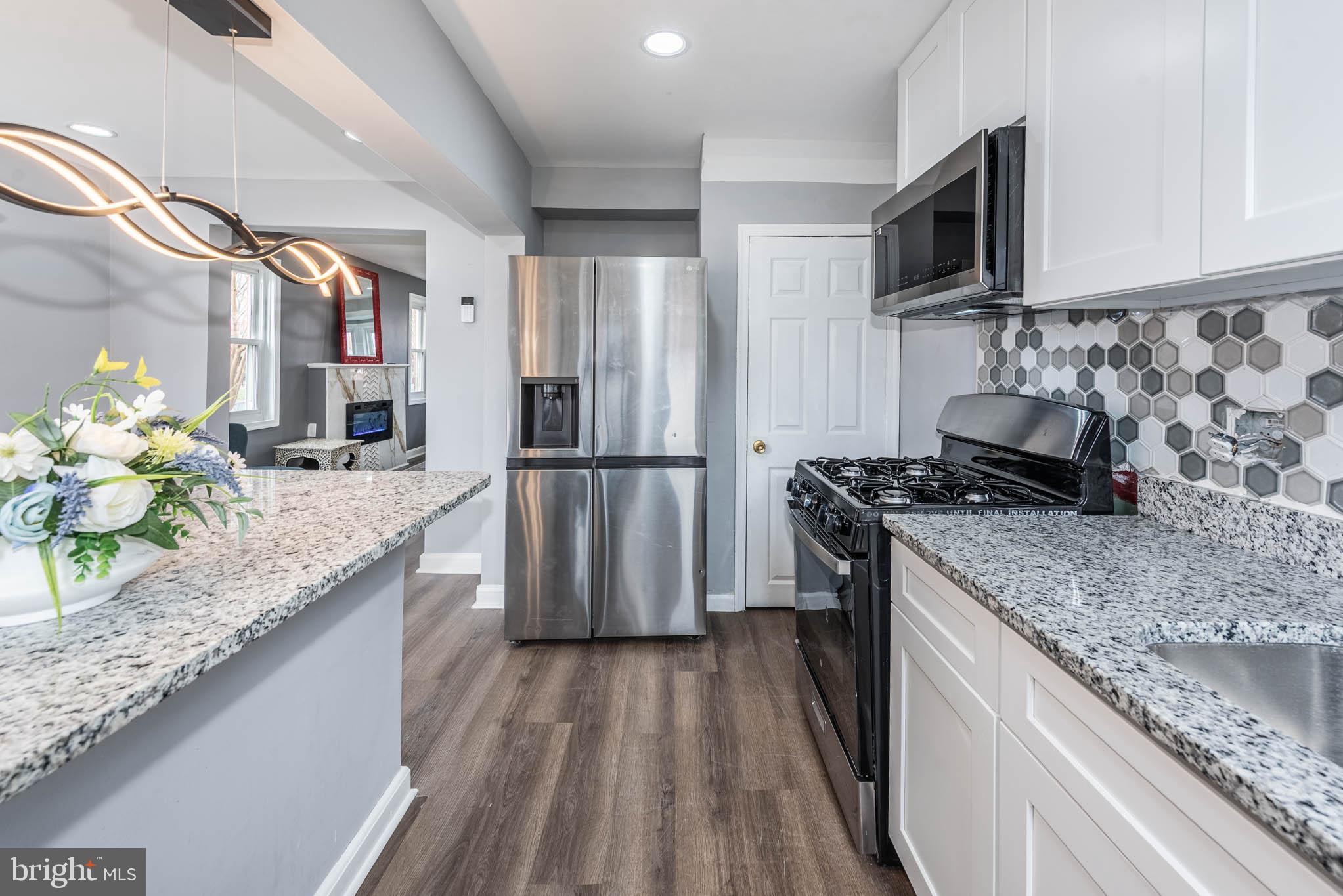 813 Middlesex Road Baltimore, MD 21221 - Photo 12 of 34