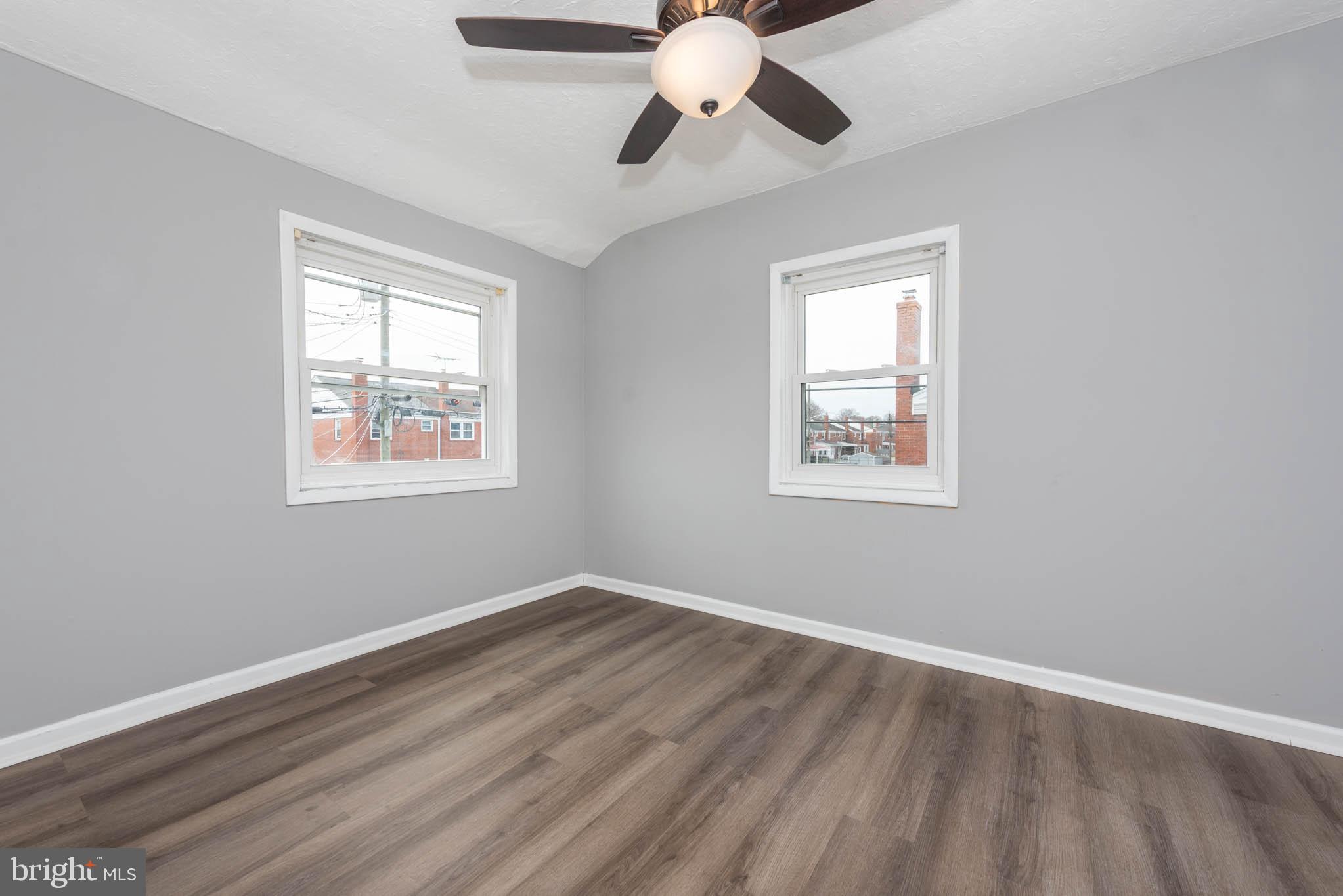 813 Middlesex Road Baltimore, MD 21221 - Photo 17 of 34