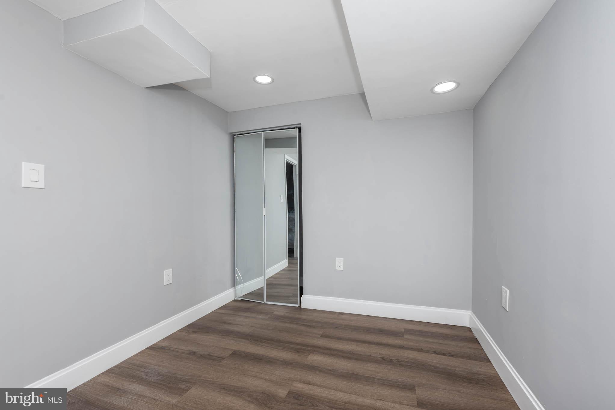 813 Middlesex Road Baltimore, MD 21221 - Photo 23 of 34