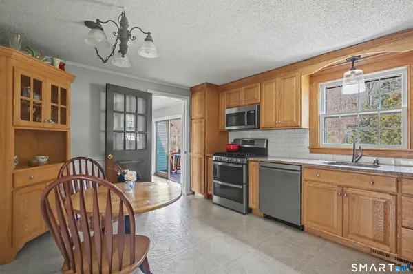 $525,000 | 97 Thunderbird Drive, Southington, CT 06489