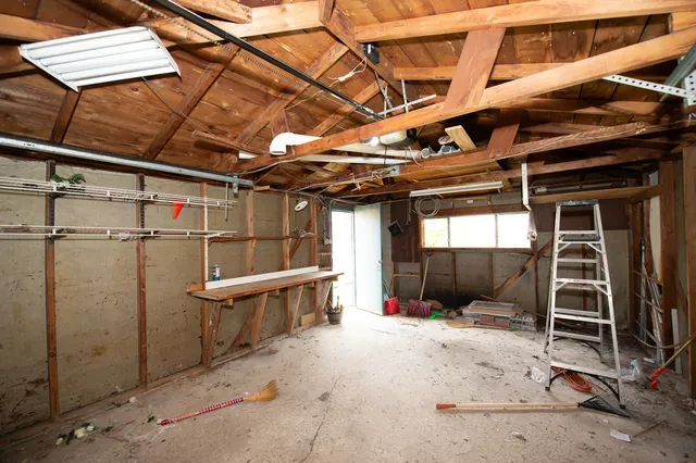 $410,000 | 5019 West Carmen Avenue, Chicago, IL 60630