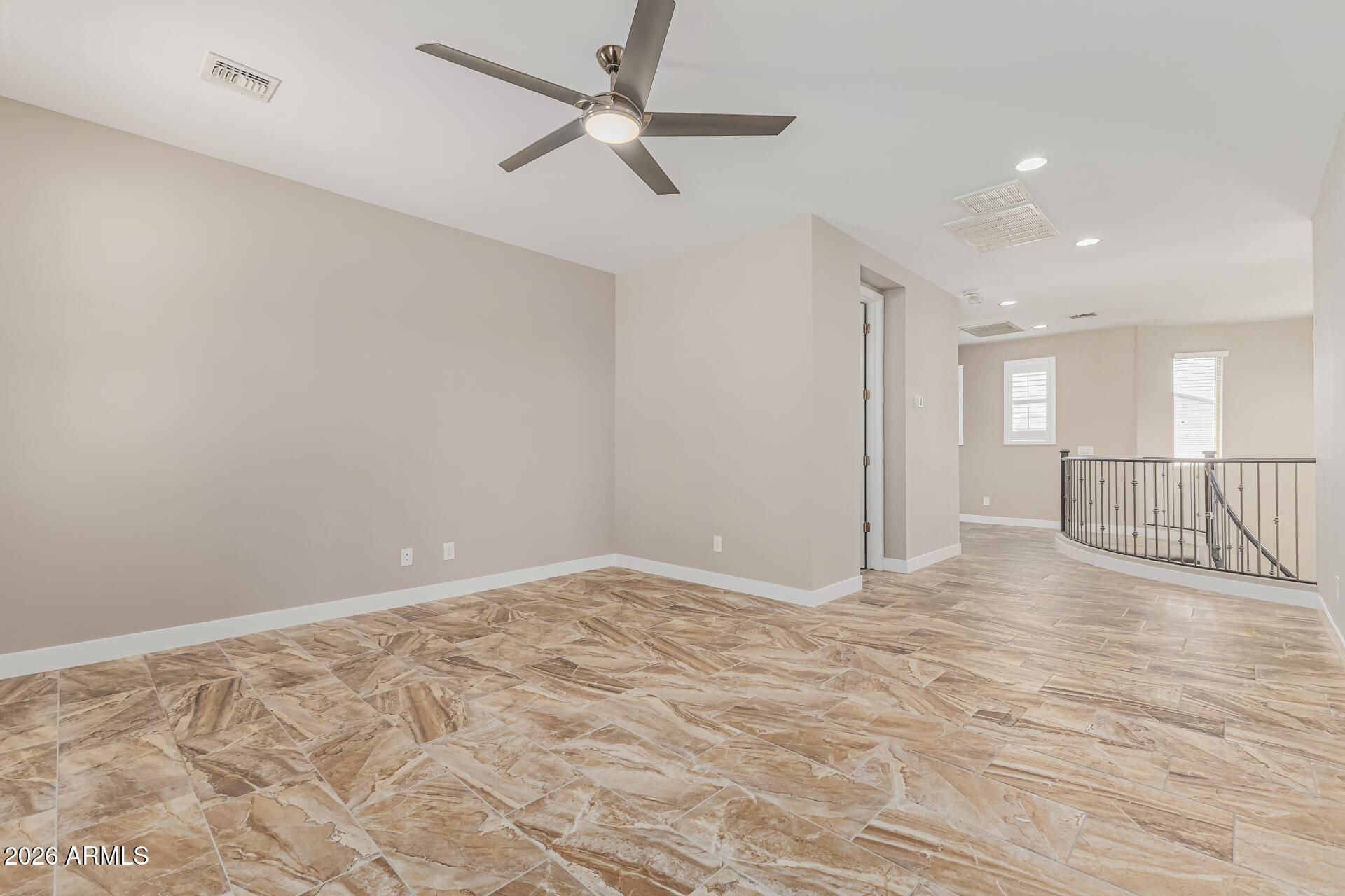 79 North Abalone Drive Gilbert, AZ 85233 - Photo 3 of 32 38 Abalone