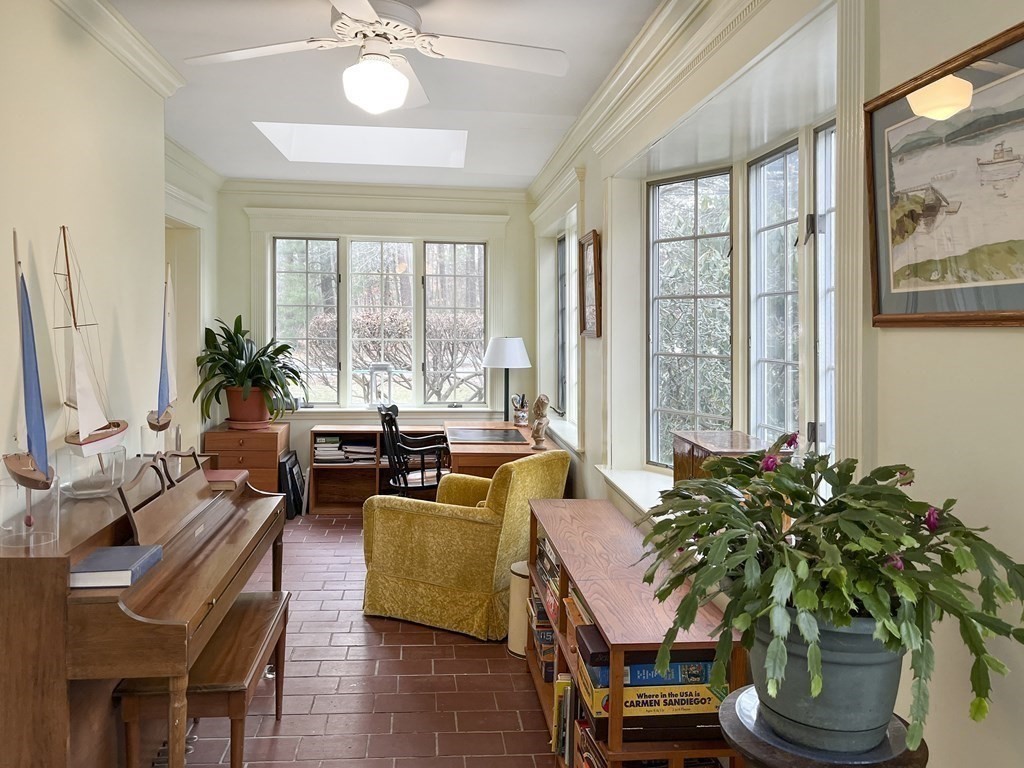 6 Oakmount Circle Lexington, MA 02420 - Photo 15 of 23