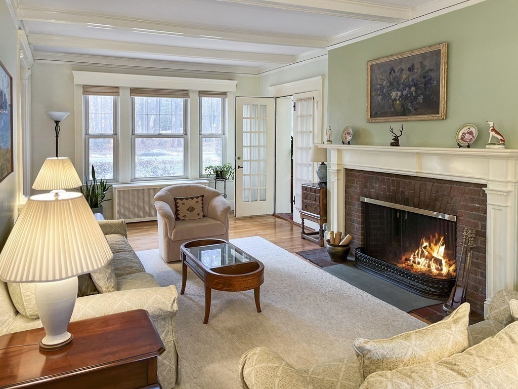 6 Oakmount Circle Lexington, MA 02420 - Photo 4 of 23