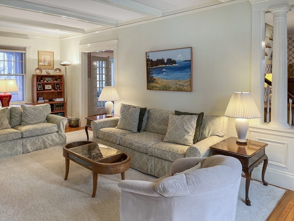 6 Oakmount Circle Lexington, MA 02420 - Photo 5 of 23