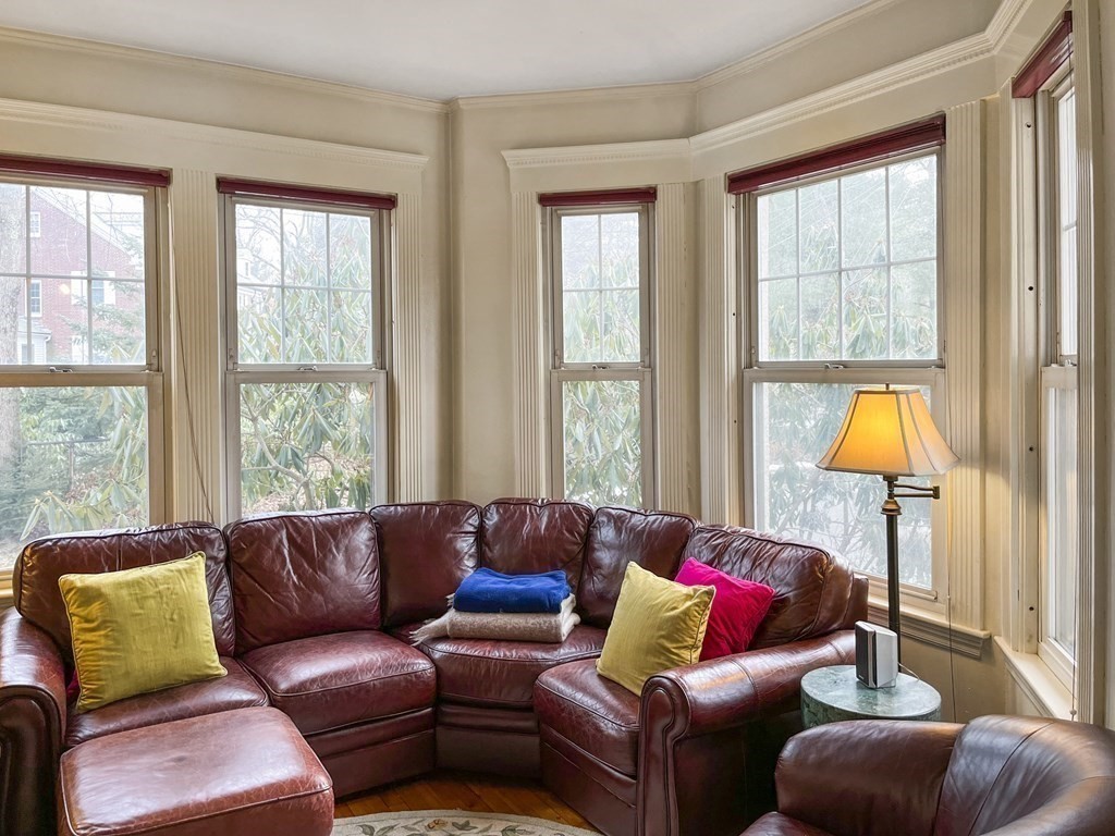 6 Oakmount Circle Lexington, MA 02420 - Photo 7 of 23