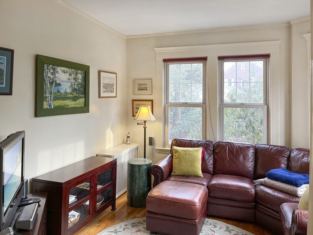 6 Oakmount Circle Lexington, MA 02420 - Photo 8 of 23