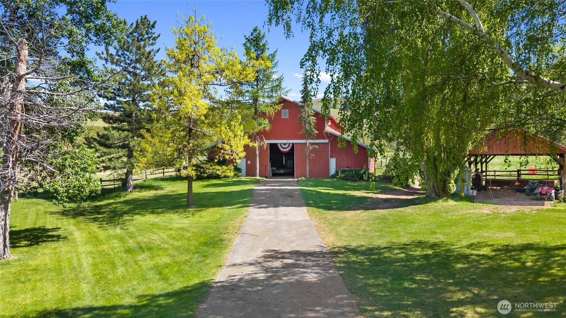 712 Moonlit Lane Wenatchee, WA 98801 - Photo 21 of 29 a front view of a house with garden
