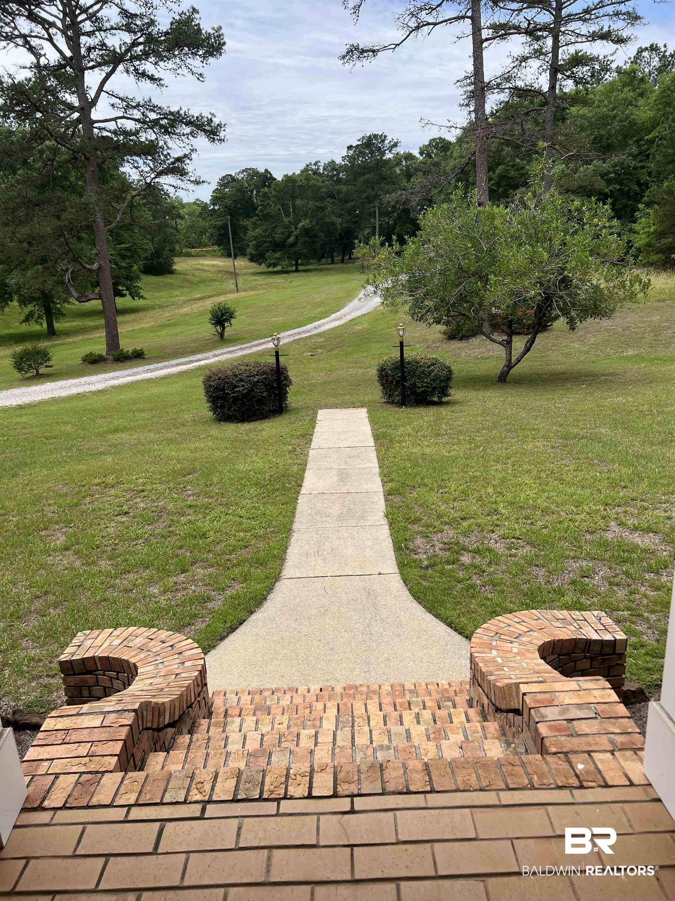 1823 Experiment Farm Road Monroeville, AL 36460 - Photo 5 of 46 front steps