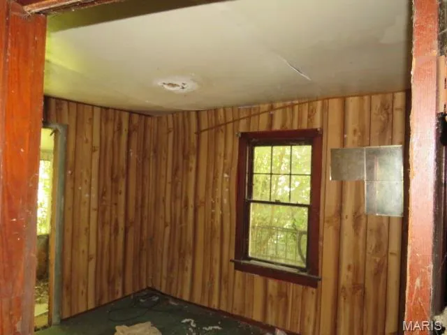 $12,000 | 1633 North 50th Street, East St. Louis, IL 62204