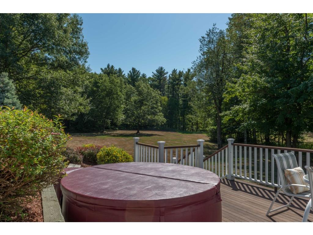 40 Floyd Road Derry, NH 03038 - Photo 29 of 31