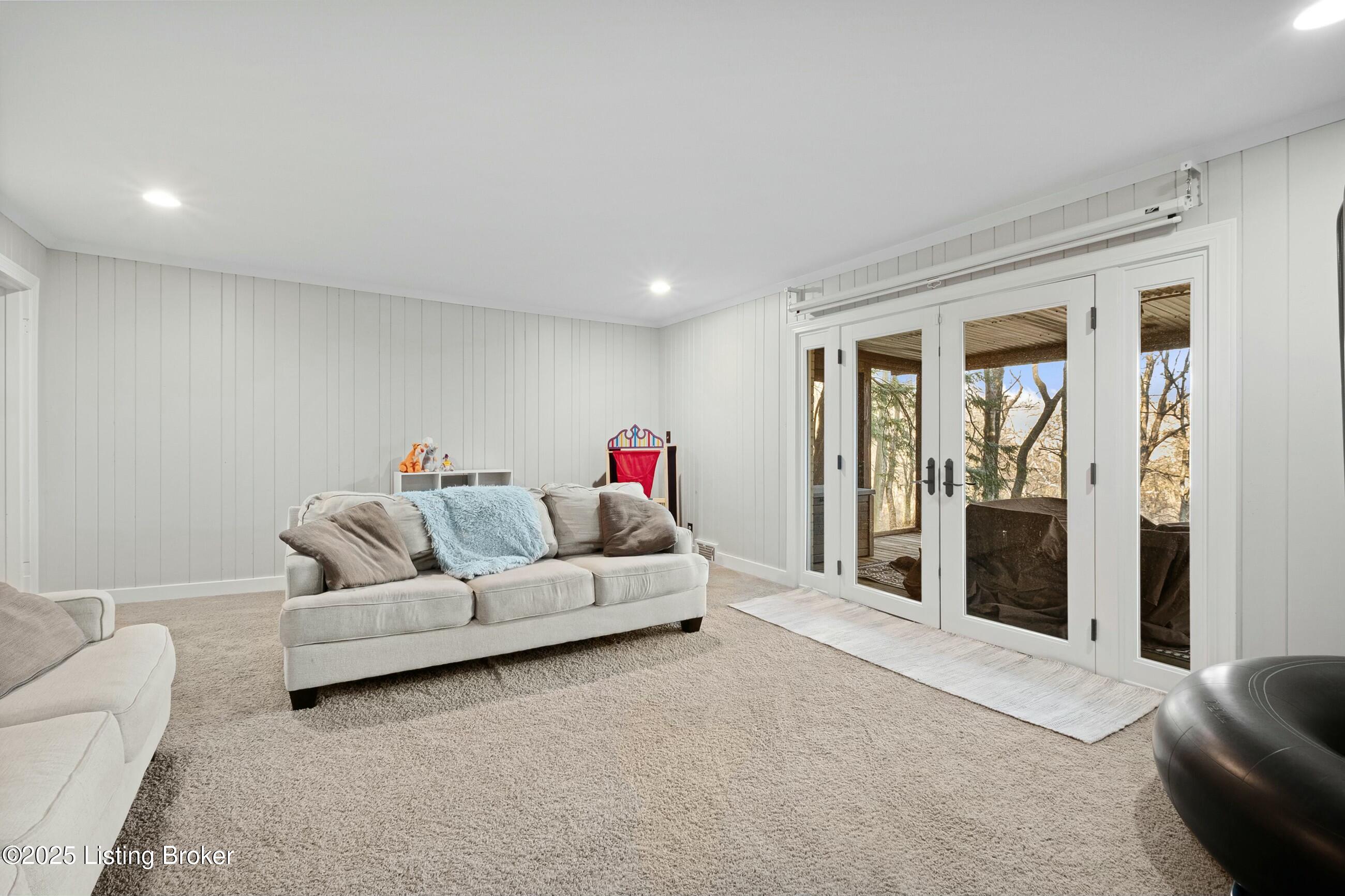 5304 Indian Crest Road Louisville, KY 40207 - Photo 32 of 42 tempImagevhC74w