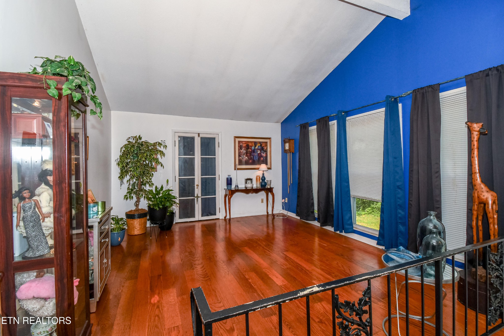 1253 Topside Road Louisville, TN 37777 - Photo 5 of 28 Gallery Image 5