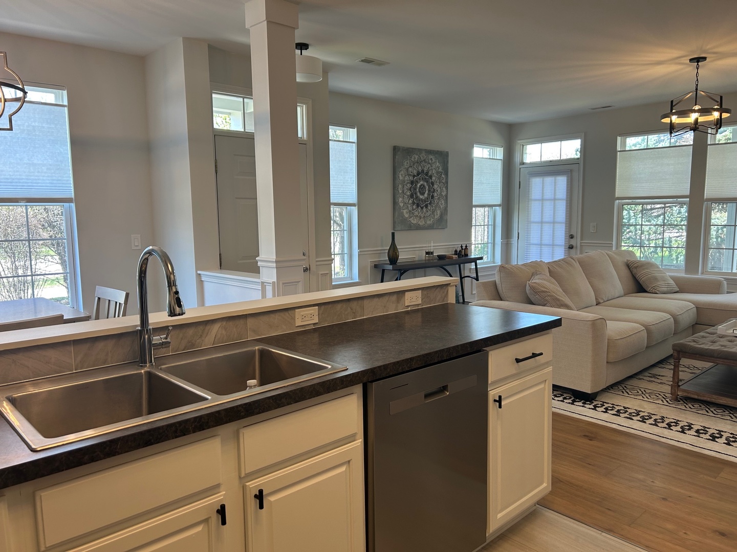1501 Millbrook Drive Algonquin, IL 60102 - Photo 6 of 19 a living room with furniture and a large window