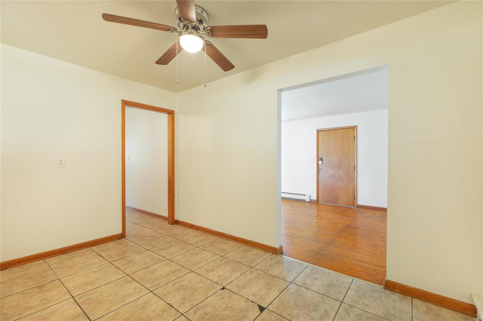 1716 Old Bus Line Road Hillsboro, IL 62049 - Photo 15 of 27 Gallery Image 15