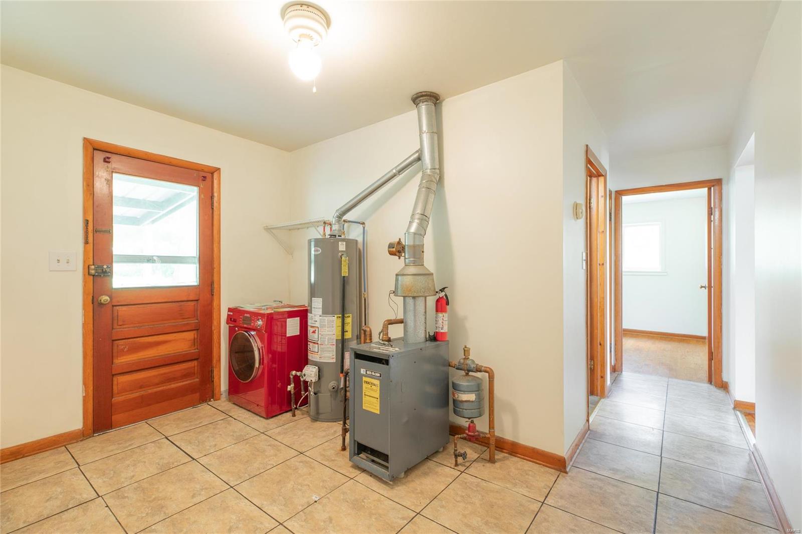 1716 Old Bus Line Road Hillsboro, IL 62049 - Photo 16 of 27 Gallery Image 16
