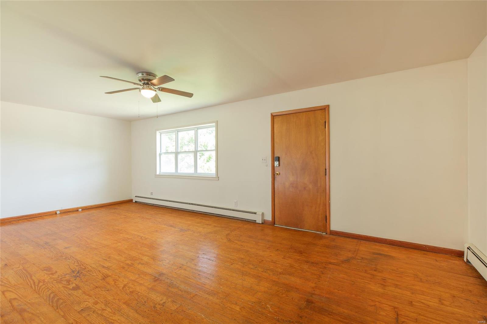 1716 Old Bus Line Road Hillsboro, IL 62049 - Photo 9 of 27 Gallery Image 9