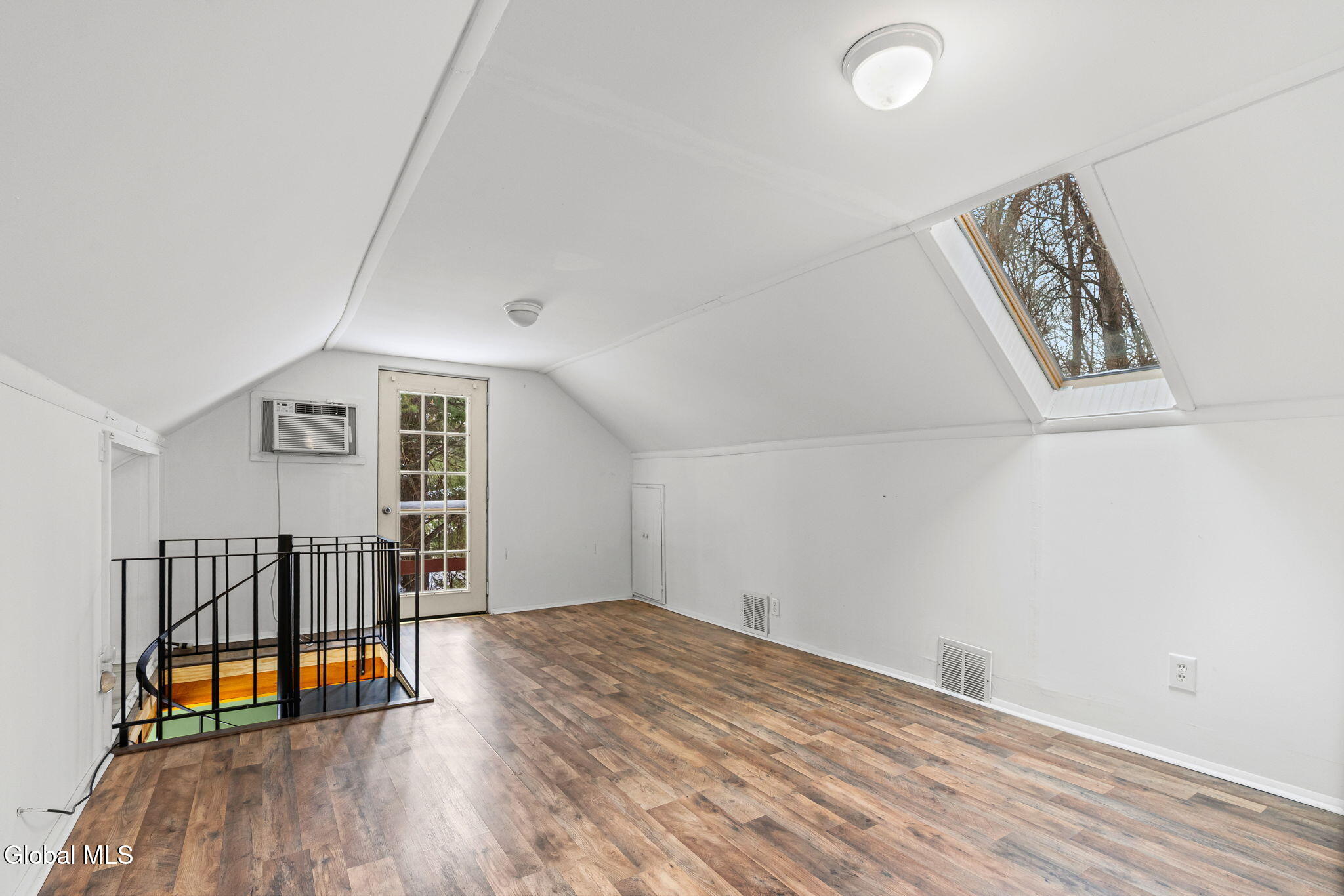 147 Beach Road Halfmoon, NY 12065 - Photo 24 of 33 26-web-or-mls-147-beach-rd