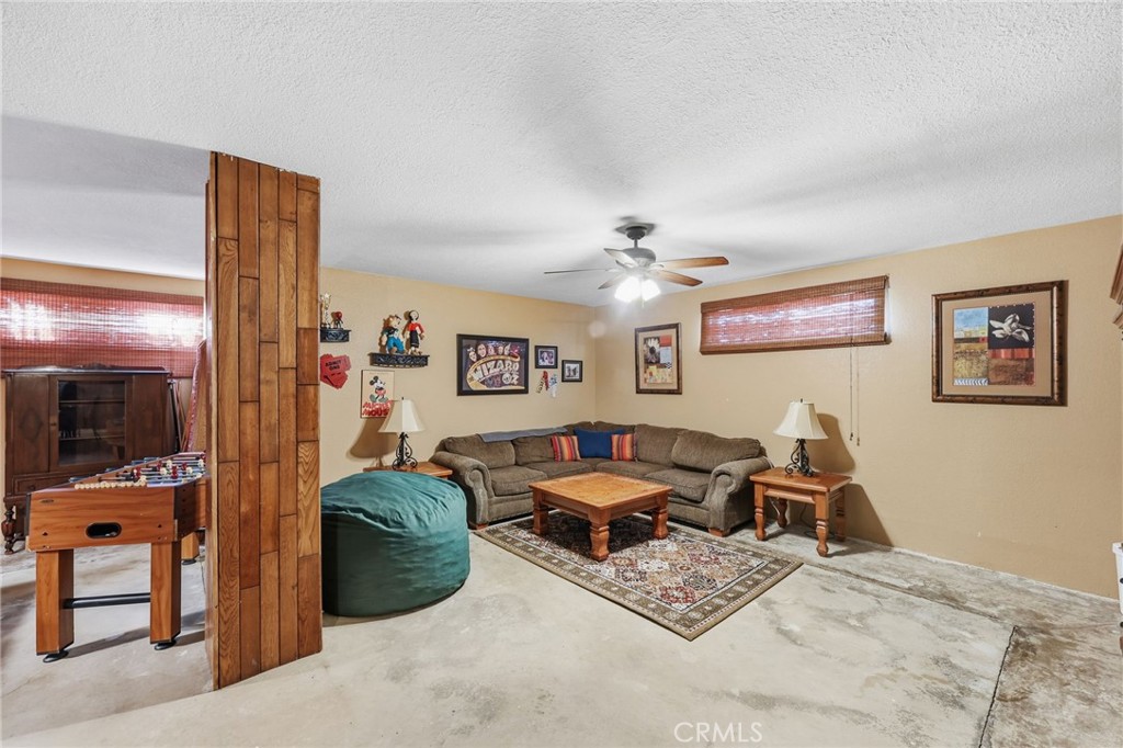 11135 Old Fashion Way Riverside, CA 92503 - Photo 27 of 47