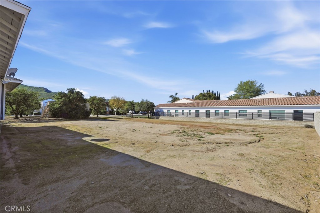 11135 Old Fashion Way Riverside, CA 92503 - Photo 32 of 47