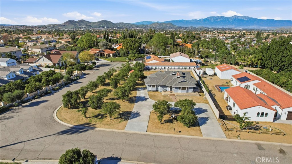 11135 Old Fashion Way Riverside, CA 92503 - Photo 37 of 47