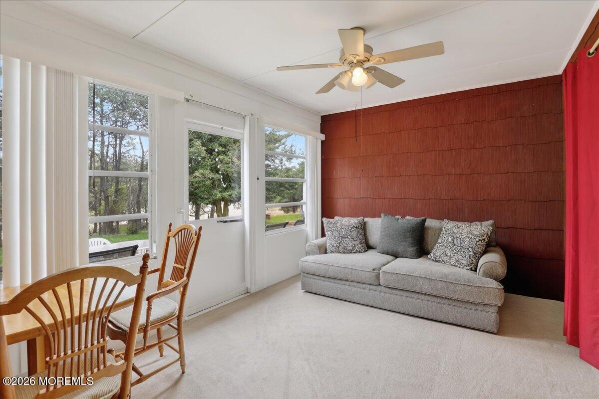 38 Fairfield Road Toms River, NJ 08757 - Photo 24 of 48 24-Sun Room