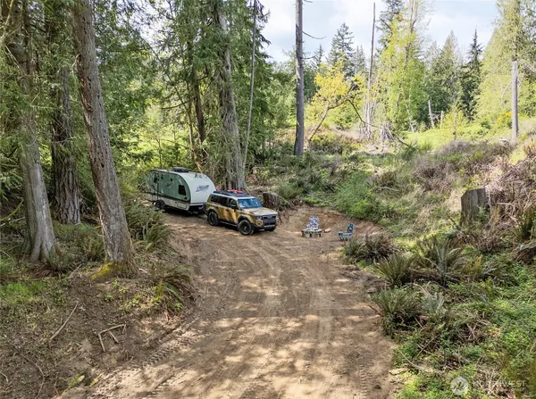 $150,000 | 18307 Herron Road Northwest, Lakebay, WA 98349