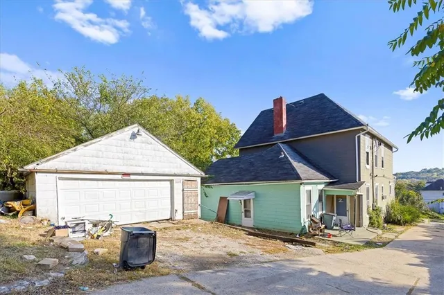 $259,000 | 1420 West 37th Avenue, Kansas City, KS 66103