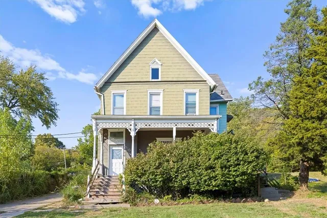 $259,000 | 1420 West 37th Avenue, Kansas City, KS 66103