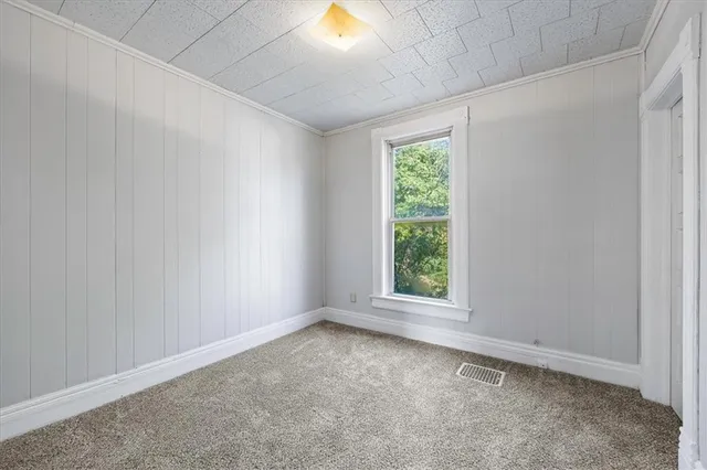 $259,000 | 1420 West 37th Avenue, Kansas City, KS 66103