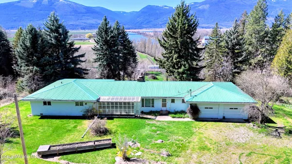 $599,000 | 3176 Porthill Loop, Bonners Ferry, ID 83805
