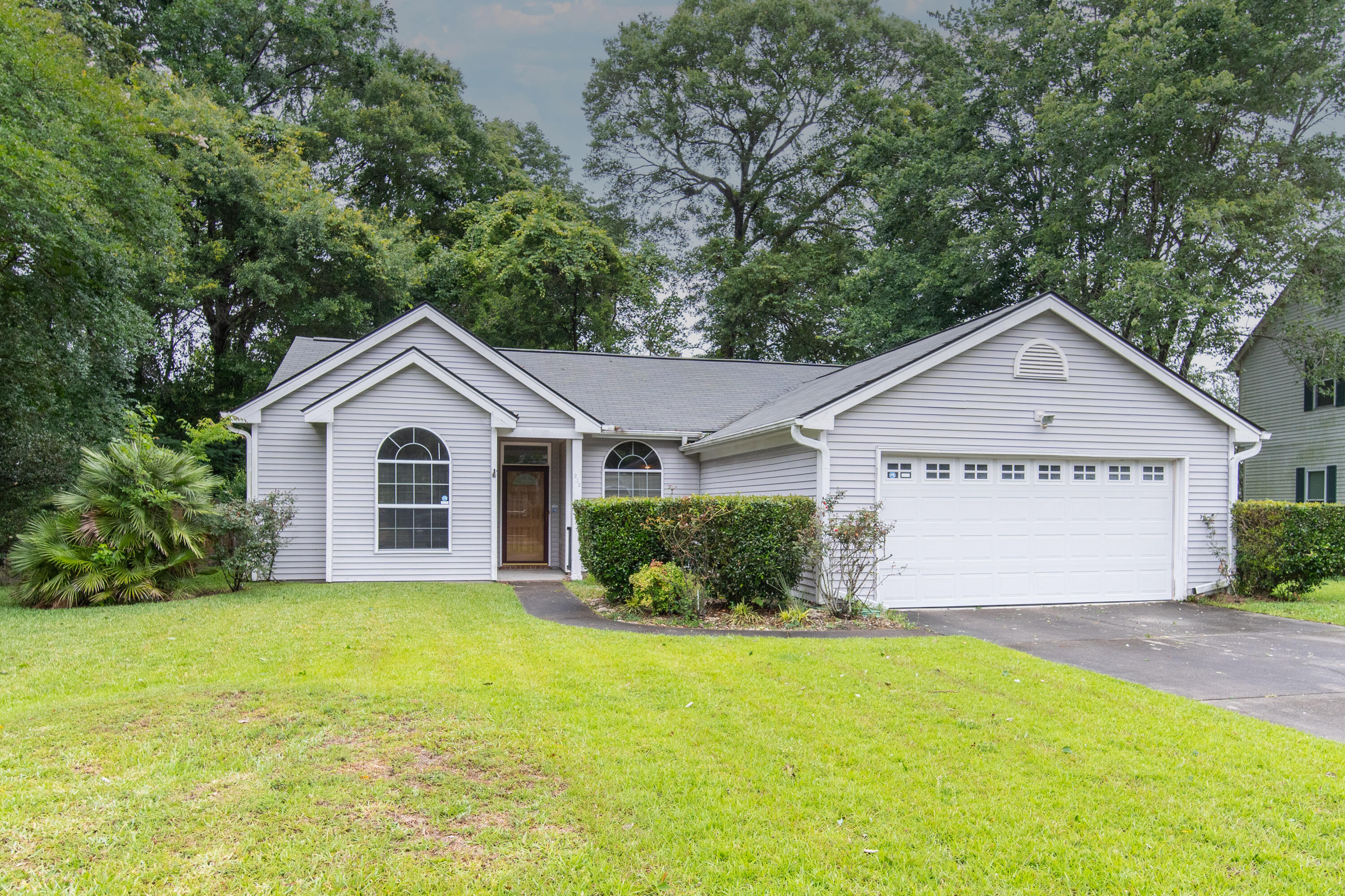 213 Windsor Mill Road Goose Creek, SC 29445 - Photo 1 of 27 213 Windsor mill rd -2