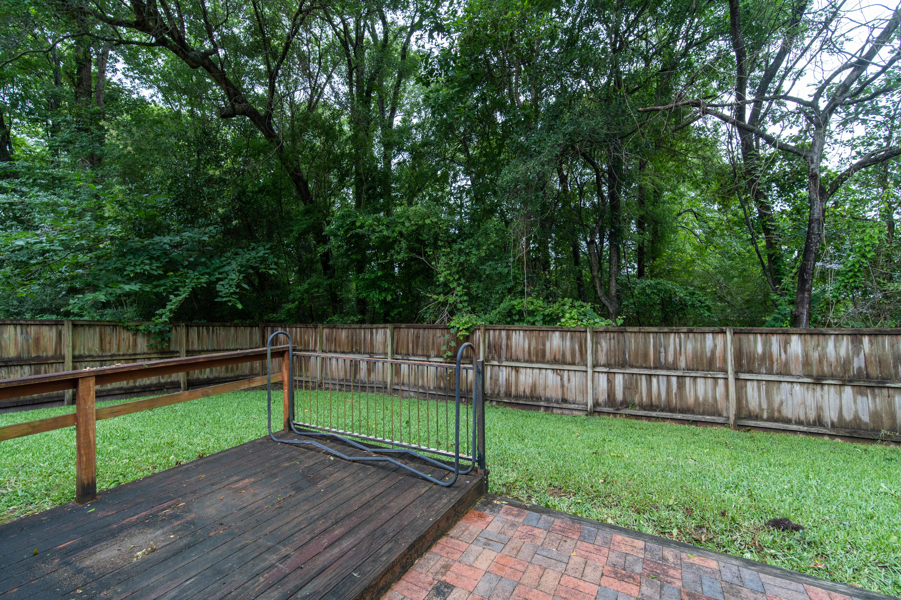 213 Windsor Mill Road Goose Creek, SC 29445 - Photo 23 of 27 213 Windsor mill rd -25