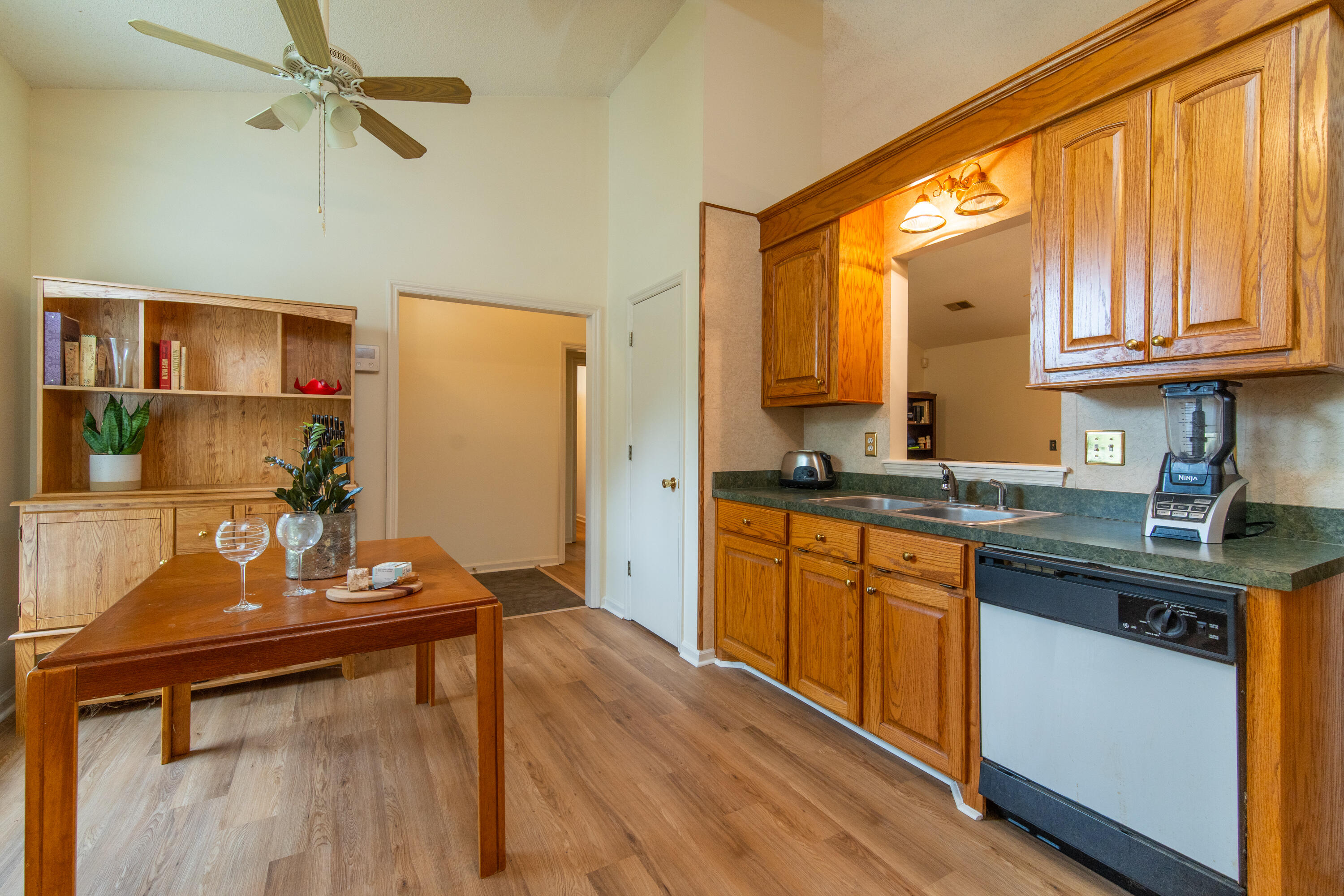 213 Windsor Mill Road Goose Creek, SC 29445 - Photo 6 of 27 213 Windsor mill rd -10