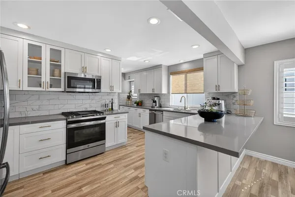 $1,149,900 | 5722 Waring Road, San Diego, CA 92120