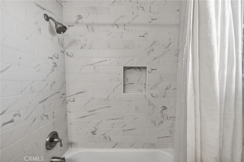 5722 Waring Road San Diego, CA 92120 - Photo 24 of 43